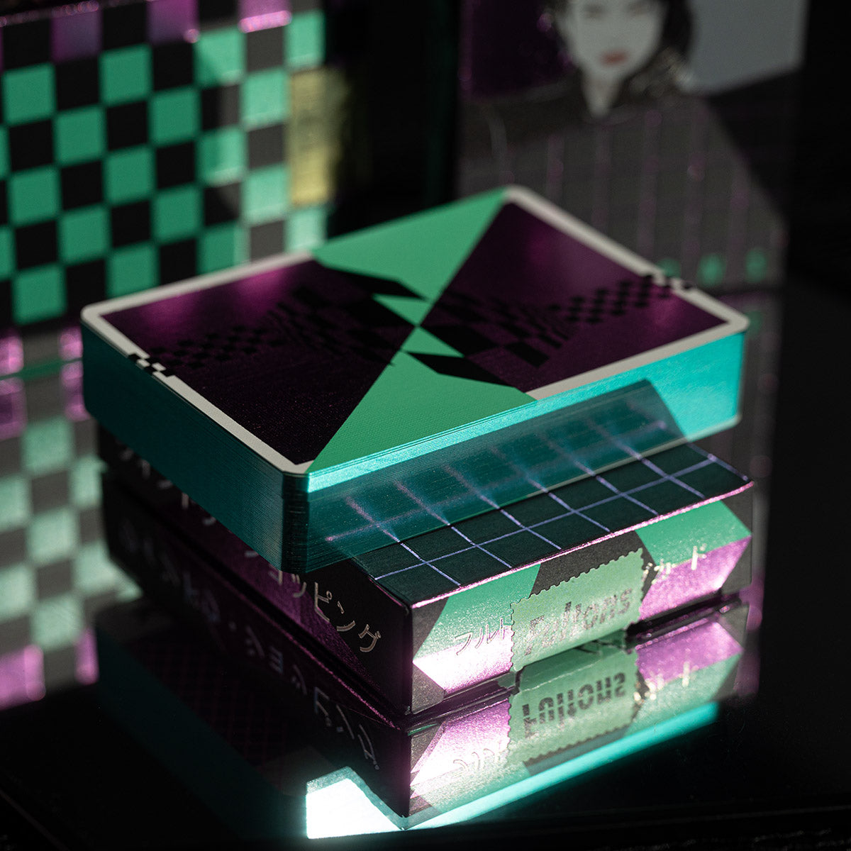 GILDED FOIL DRENCHED VAPORWAVE IDOL 1: MALL WALKING – Fulton's