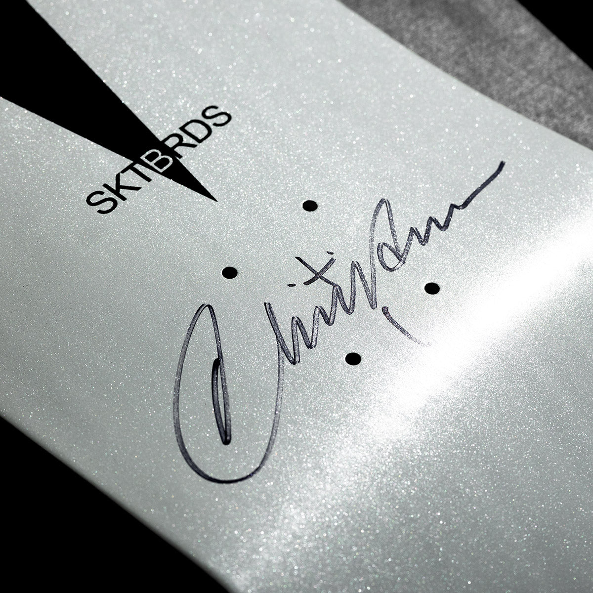 AUTOGRAPHED HOSOI HAMMERHEAD 40th ANNIVERSARY PEARL SKATEBOARD